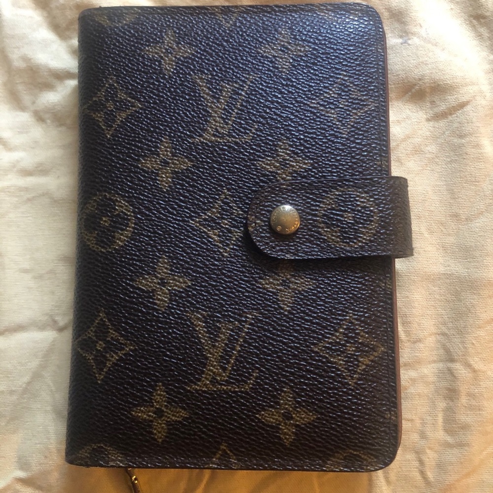 Louis Vuitton Porte-Monnaie Billets Tresor Wallet